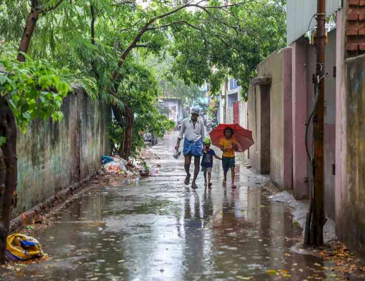 Cyclone Asani: Heavy rains in Chennai, 10 flights cancelled