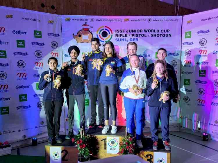 Suhl Junior World Cup: Esha Singh, Saurabh Chaudhary win Mixed Team Pistol gold