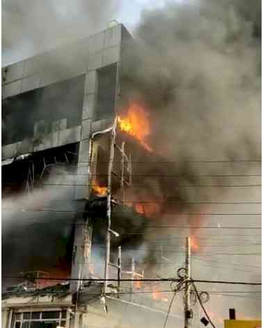 Woman killed in major fire in Delhi's Mundka