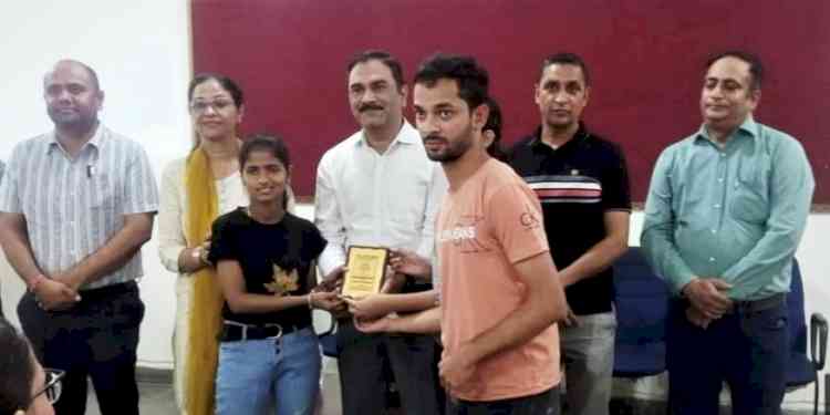 Doaba College organises Mobile Journalism Contest