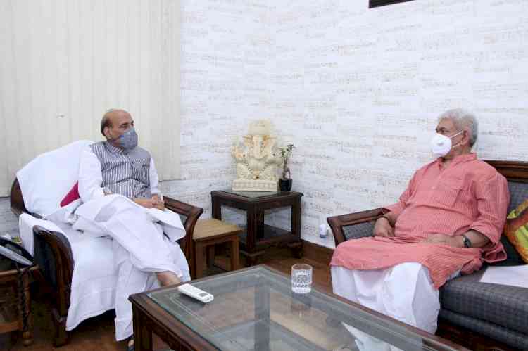 J&K LG meets Rajnath, seeks assistance of BRO for Amarnath Yatra