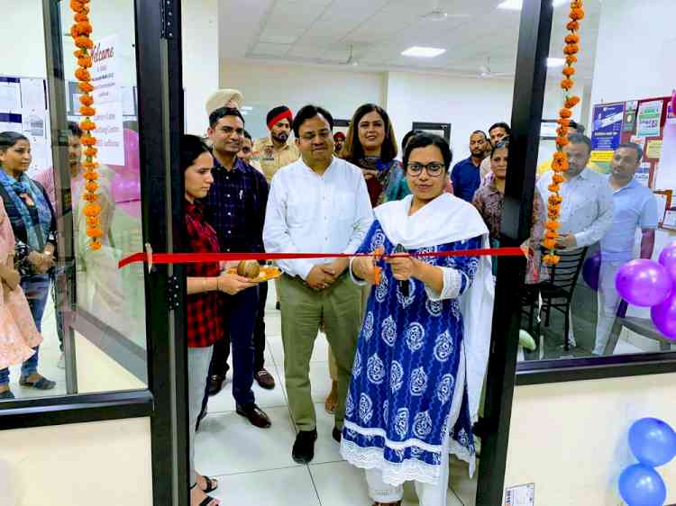 DC inaugurates library at DBEE