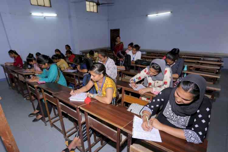 PCM S.D College for Women organises essay writing competition