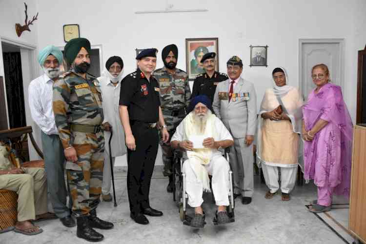 Felicitation of ex-Subedar Major Darshan Singh Atwal