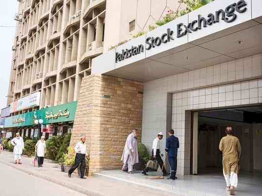 Pakistan stocks fall as clashes between PTI protesters and police dampen sentiment
