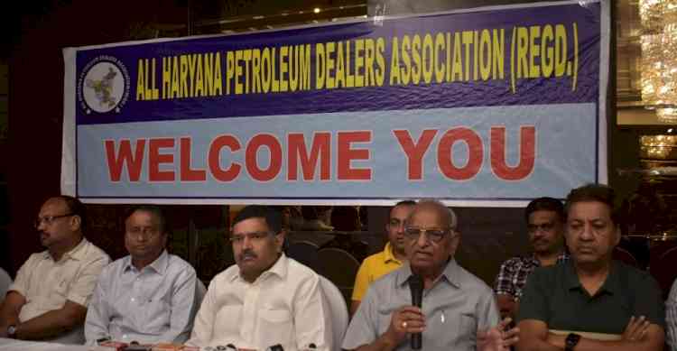 Haryana petrol pump association urges govt to reduce VAT on fuel
