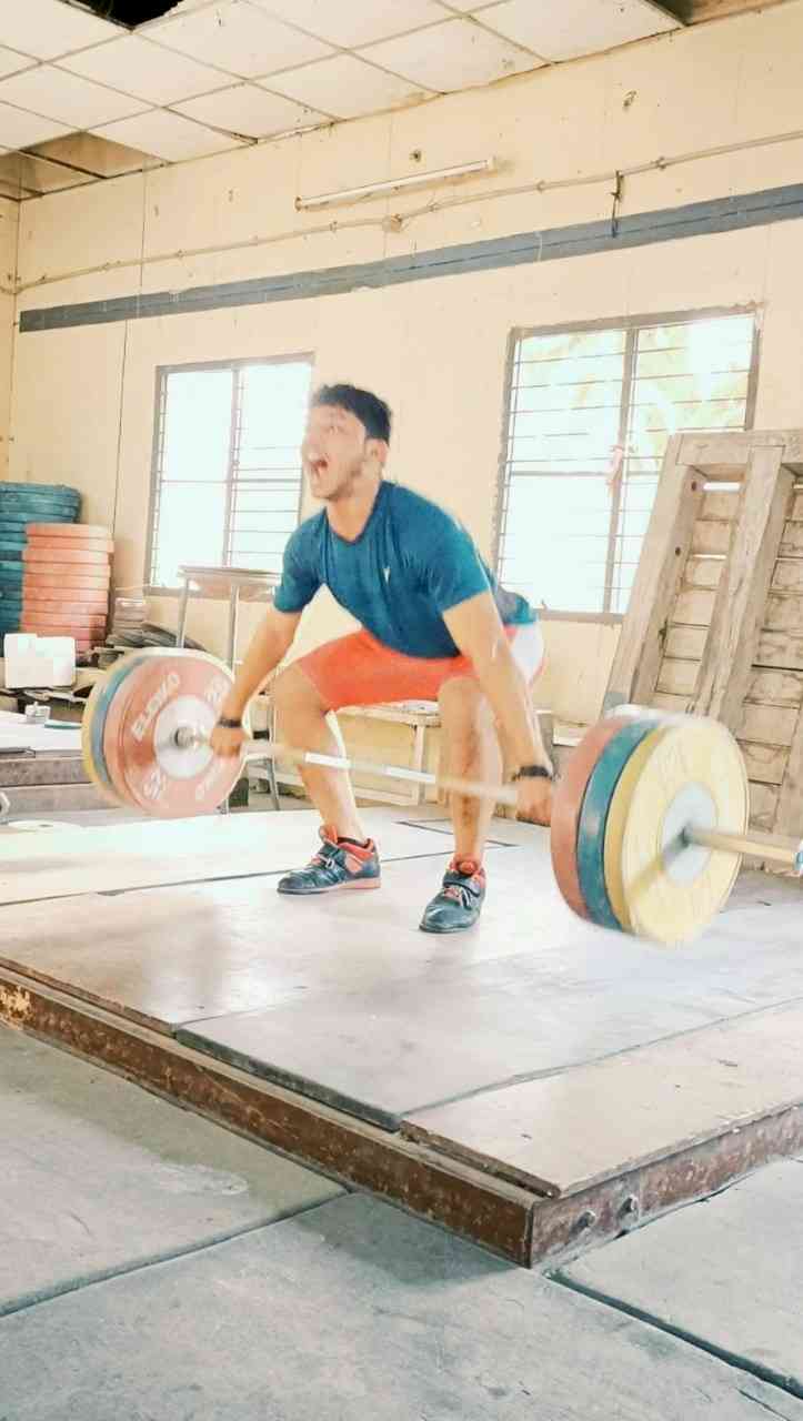 KIYG: Telangana's weightlifting hope trains in the school where his mother is a sweeper