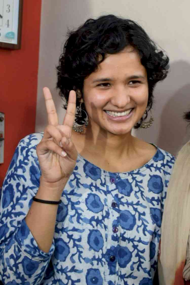 Had thought of clearing the exam only: UPSC topper Shruti Sharma