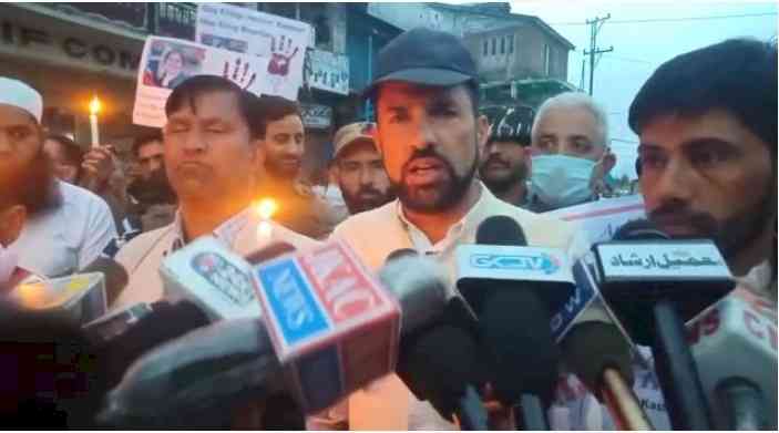 Candle light vigil in Kulgam against killing of school teacher by terrorists