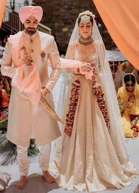 TV star Karan Grover marries longtime girlfriend and actress Poppy Jabbal