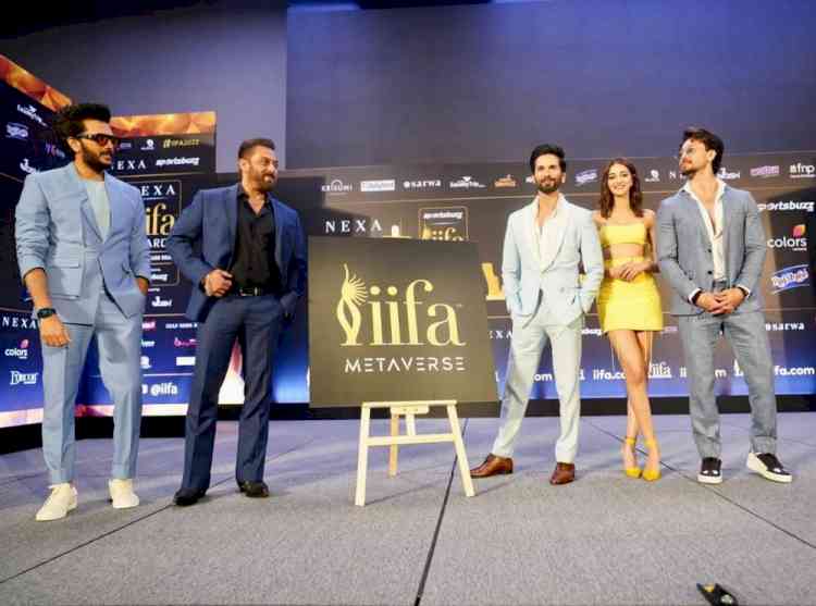 Salman, Farah, Aparshakti pump up the excitement over IIFA 2022