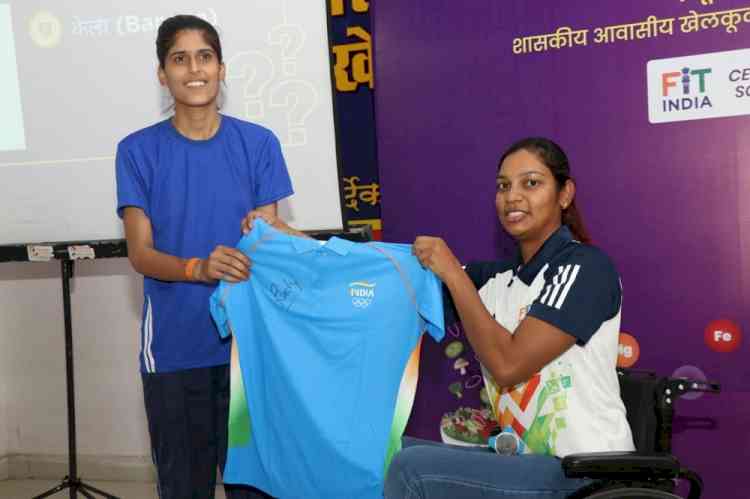 'Meet The Champion': Para-canoeist Prachi spreads awareness about balanced diet and sports among children