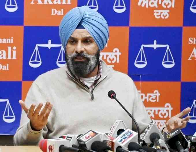 Threat to life of ex-minister Majithia: Akali Dal