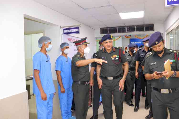 Director General of Medical Services (Army) reviews Vajra Corps’ healthcare resources