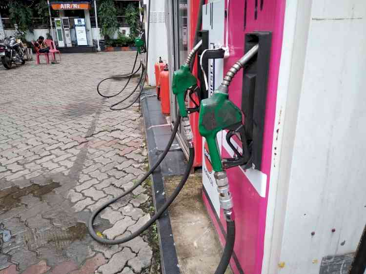 Bring fuel price on par with Himachal: Punjab petrol pump dealers