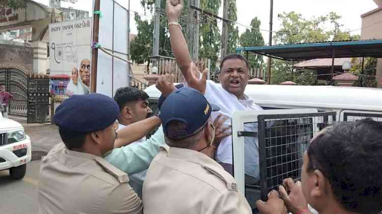 Sardar Sanman Sankalp Samiti and PAAS leaders detained in Surat