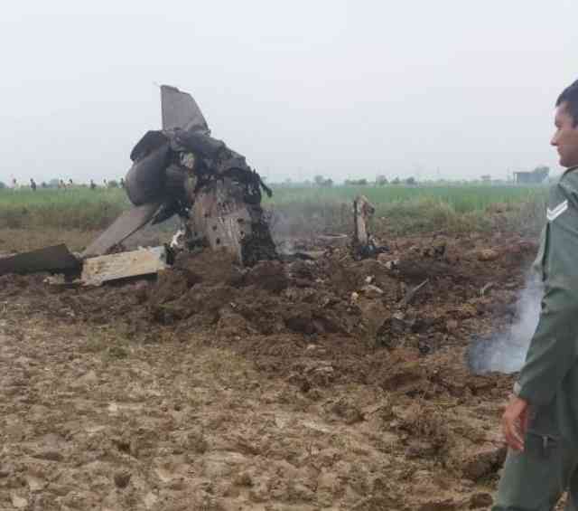 Light aircraft crash-lands in Amethi, pilot safe