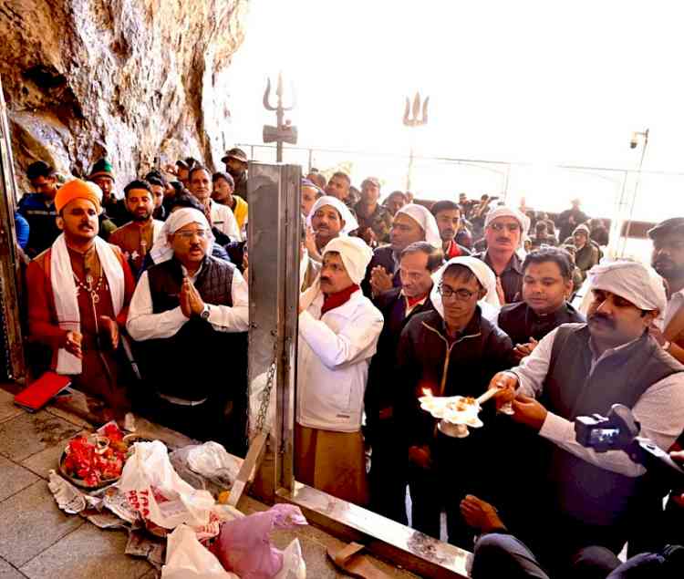 Amarnath Shrine Board organises 'Pratham Puja' at holy cave