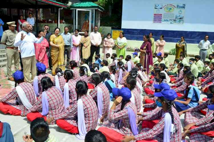 Governor visits GSSS Gharoh in Kangra district