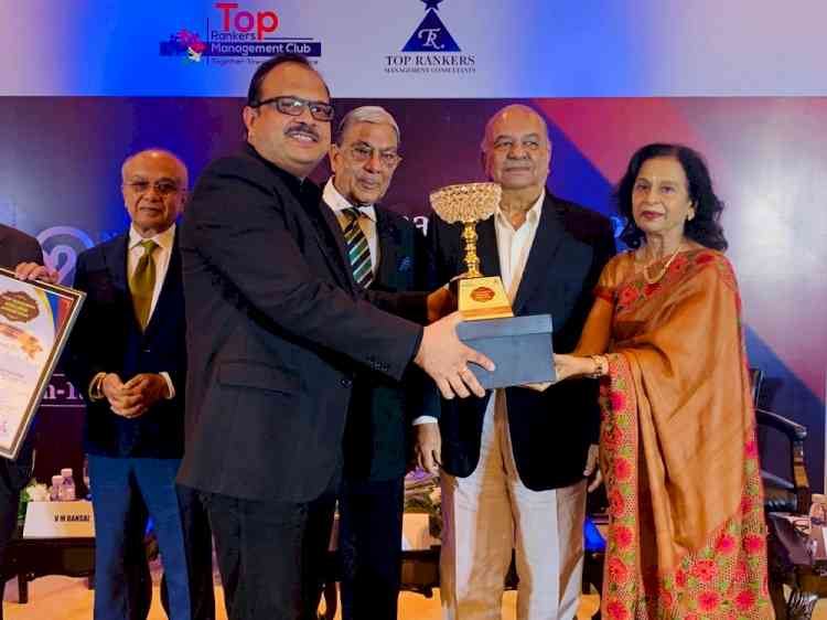 Pavan Kaushik gets Top Rankers Excellence Award in communication and PR