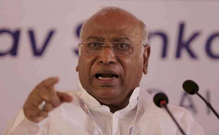 Kharge slams Agnipath, says Cong to protest from Sunday