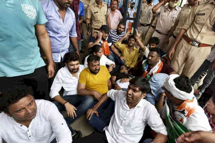 Raj MLA among 178 detained during Cong's protest at Jantar Mantar: Delhi Police