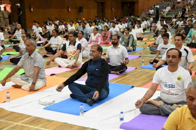 Directorate of Sports Panjab University concludes 21 day free Yoga camp 