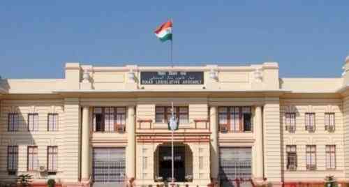 Oppn leaders protest against Agnipath scheme in Bihar Assembly