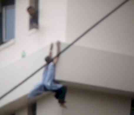 Depressed patient jumps off 8th floor of Kolkata hospital; critical