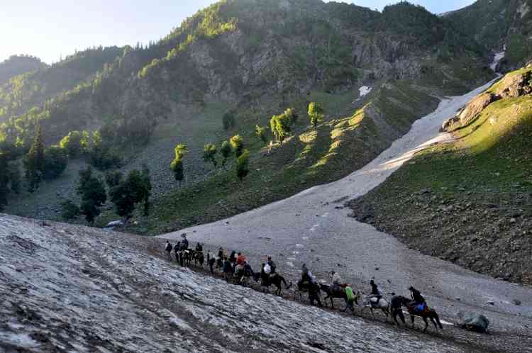 First batch of Amarnath Yatra 2022 leaves for Valley