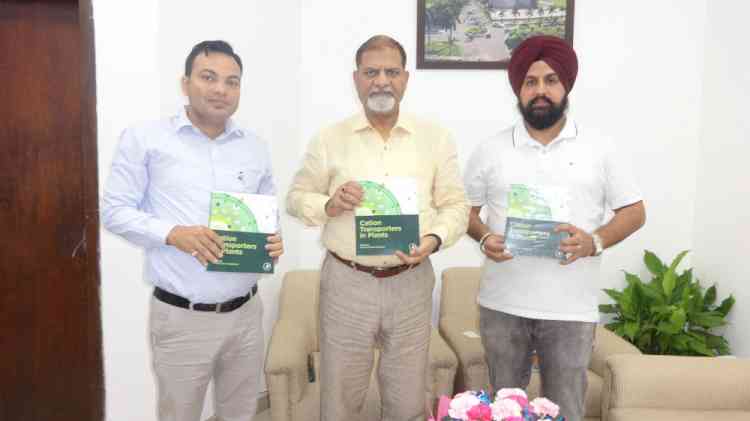 VC PU inaugurates international book 