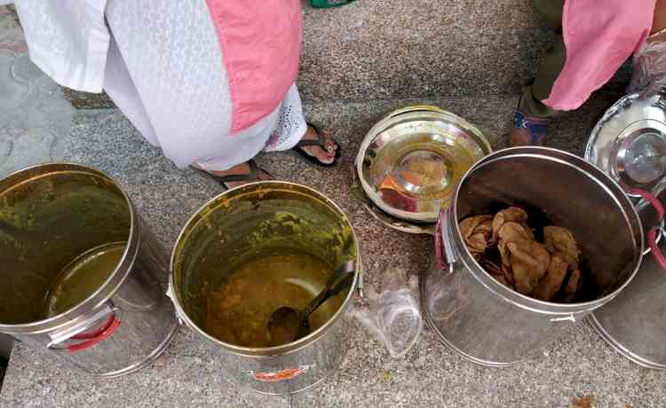 Bihar: Over 2 dozen students fall ill after consuming mid-day meal