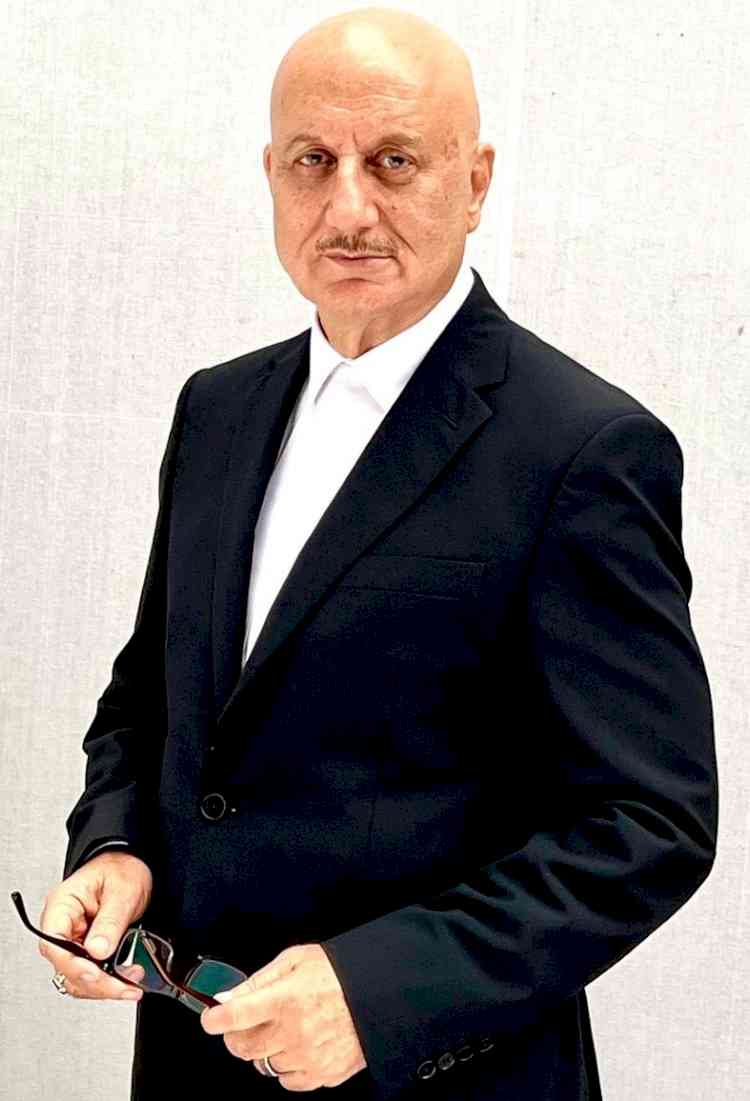 Anupam Kher injured on sets of 'Kaagaz 2'