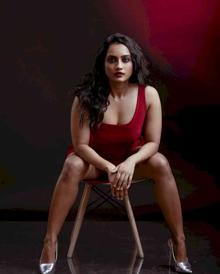 Amika does an item number for the Malayalam film ‘Nobody’