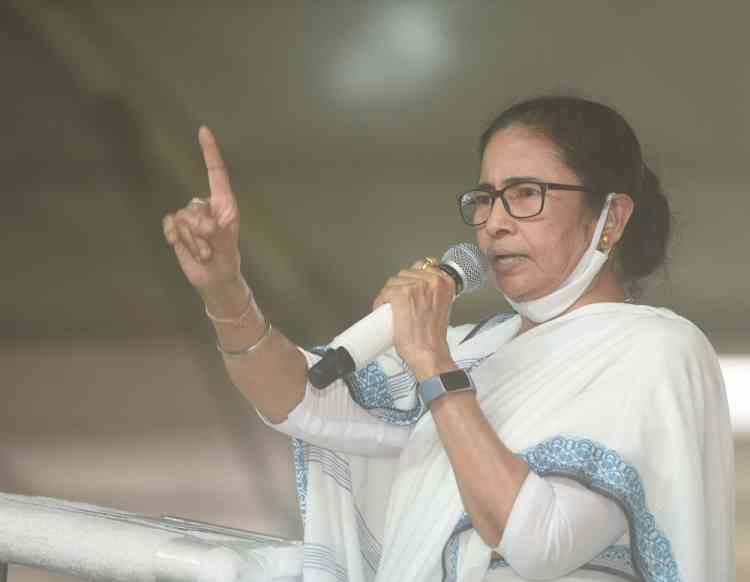 Kolkata Police form SIT to probe CM's residence trespassing case