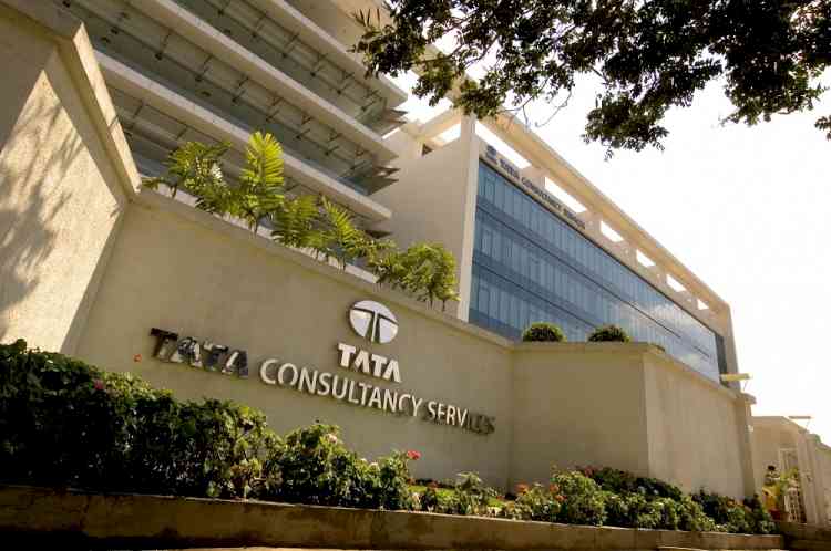 TCS posts Rs 9,478 cr profit, interim dividend of Rs 8 per share