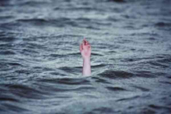 2 paroled murder convicts, kin drown in Delhi