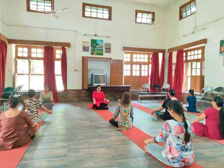 KMV organises free of cost summer camp on yoga and diet counselling