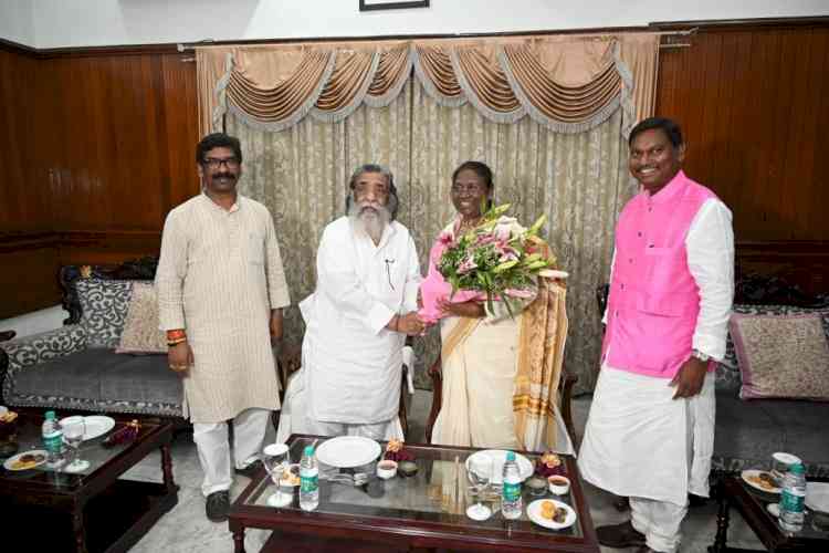 Setback to Sinha as after Sena, JMM announces support for Murmu