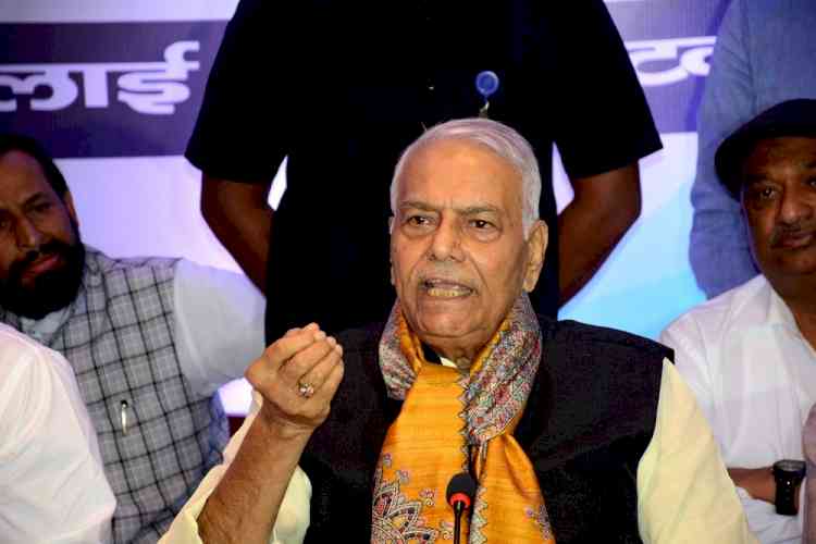Nitish didn't even respond to my messages during poll campaign: Yashwant Sinha