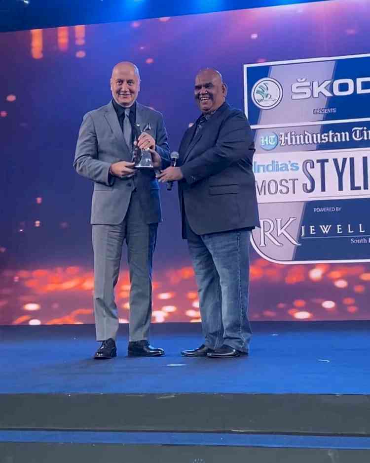 Anupam Kher has audience cracking as he wins HT India’s Most Stylish Master of Reinvention Award