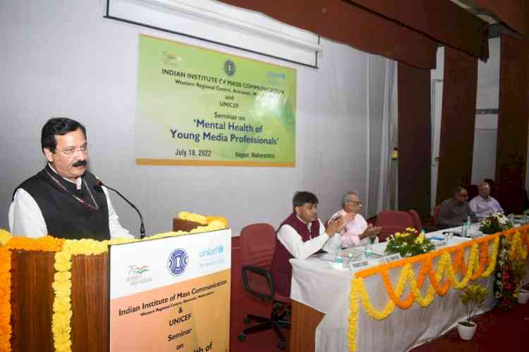 Adopt healthy lifestyle for stress-free life: IIMC DG Dwivedi to journalists