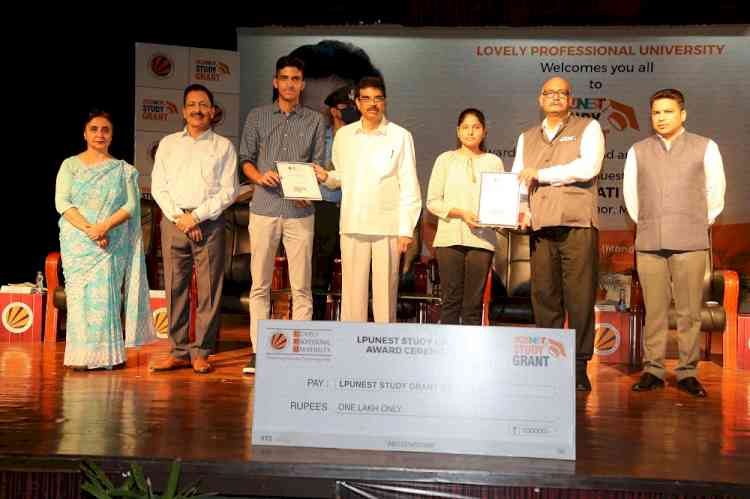 LPU disburses Study Grant worth Rs 2.11 crores to 211 students