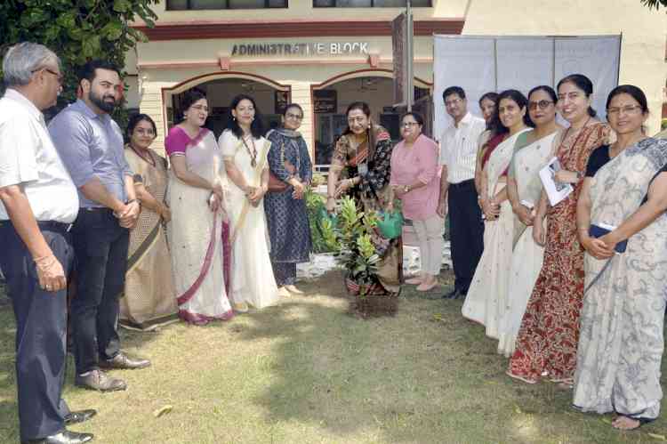 KMV organises tree plantation drive in collaboration with Rotary Club Jalandhar