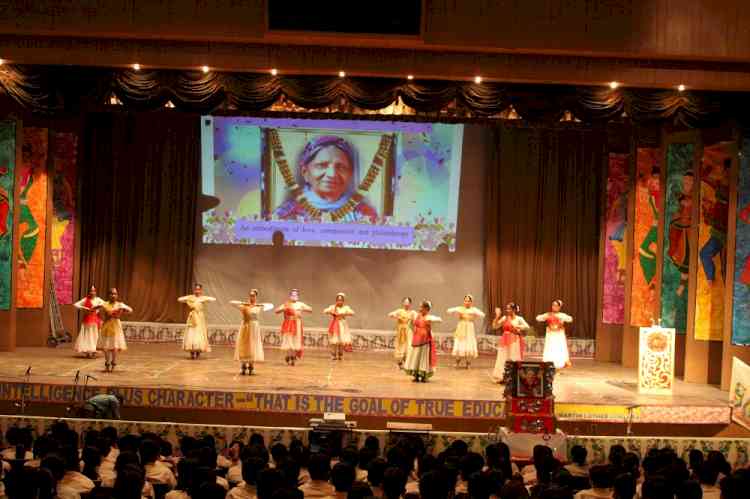 Apeejay Education hosts Mega Art Festival