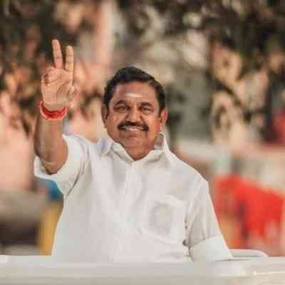 Madras HC orders handing over AIADMK office to Palaniswami