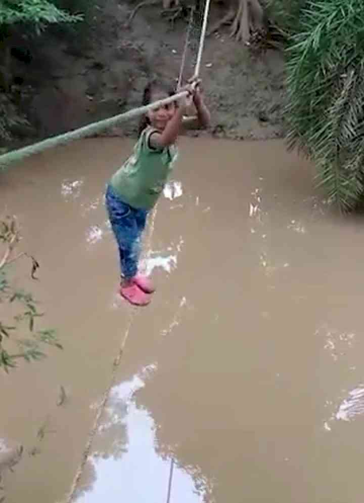 Students forced to reach school in MP dist by crossing river on ropes