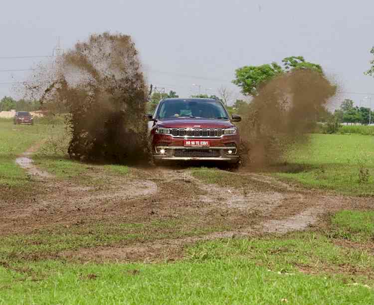 Ludhianvis enjoy off-roading experience at AIPL DreamCity