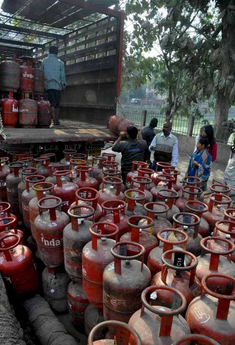 Assam stares at LPG shortage as transporters go on strike from Mon