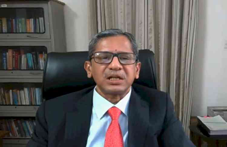 Media must confine to honest journalism, shouldn't expand business interests: CJI